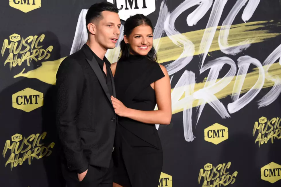 Devin Dawson Plans to Heat Things Up with Girlfriend Over Holiday
