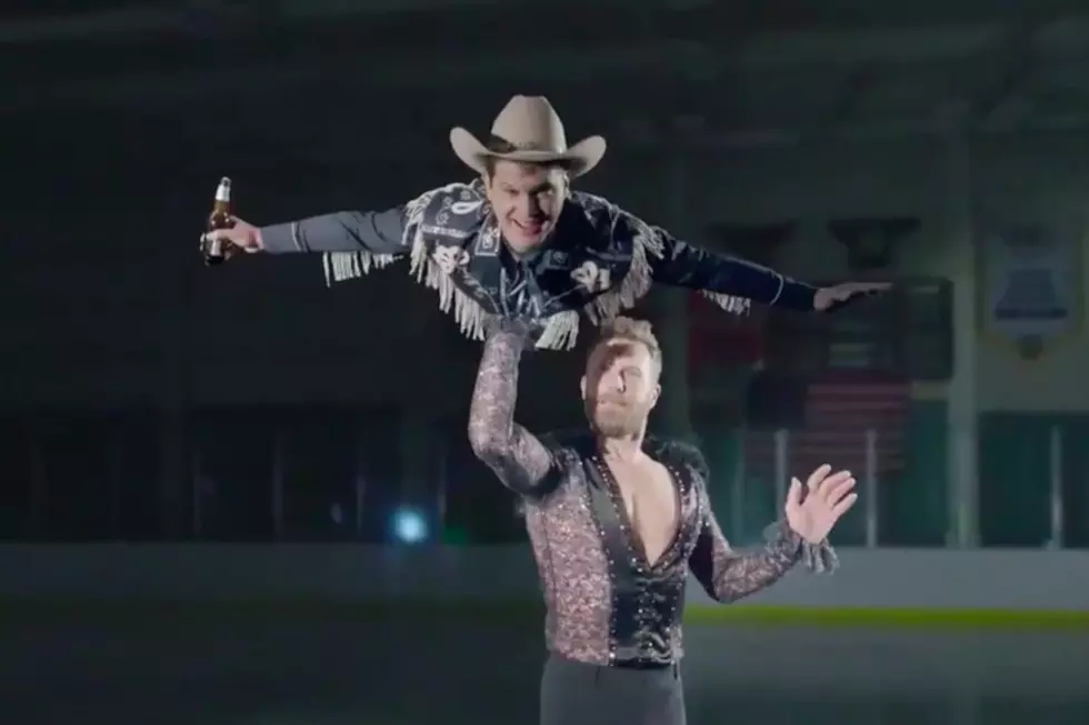 Dierks Bentley Ice Skating With Jon Pardi Lifted Above Him Will Make Your Day