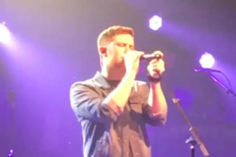 Scotty McCreery’s Live Garth Brooks Cover Is a Real Crowd-Pleaser [Watch]