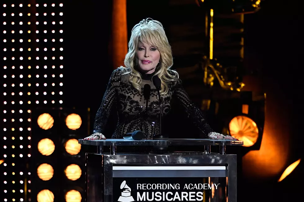 Dolly Parton Honored at All-Star MusiCares Person of the Year Ceremony [Pictures]