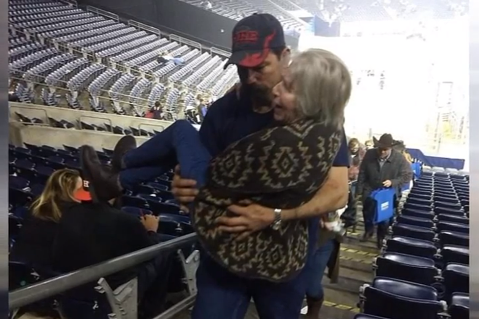 Volunteer Firefighter Carries Woman With Cancer Up Stairs at Brad Paisley Show