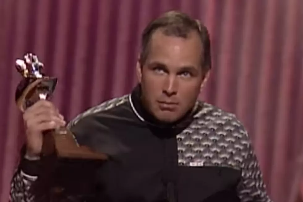 Remember When Garth Brooks Won ACM Entertainer of the Year Three Times in a Row?
