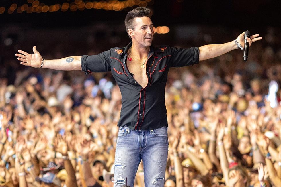 Jake Owen Shares ‘Greetings From … Jake’ Track Listing, Shares New Music