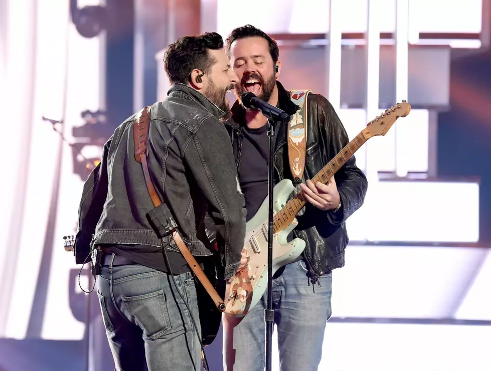 Nashville Goes to Vegas: Go Behind the Scenes at 2019 ACM Awards Rehearsals