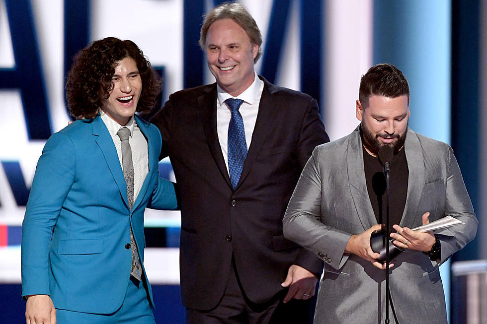 Dan + Shay Take Home Single of the Year for ‘Tequila’ at 2019 ACMs