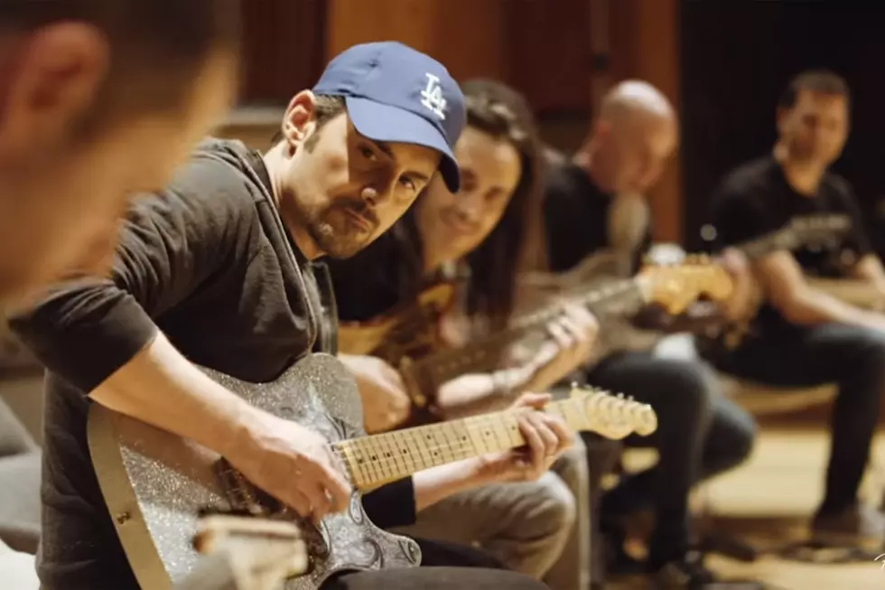 Watch Brad Paisley Jam on ‘Game of Thrones’ Theme With Metal All-Stars