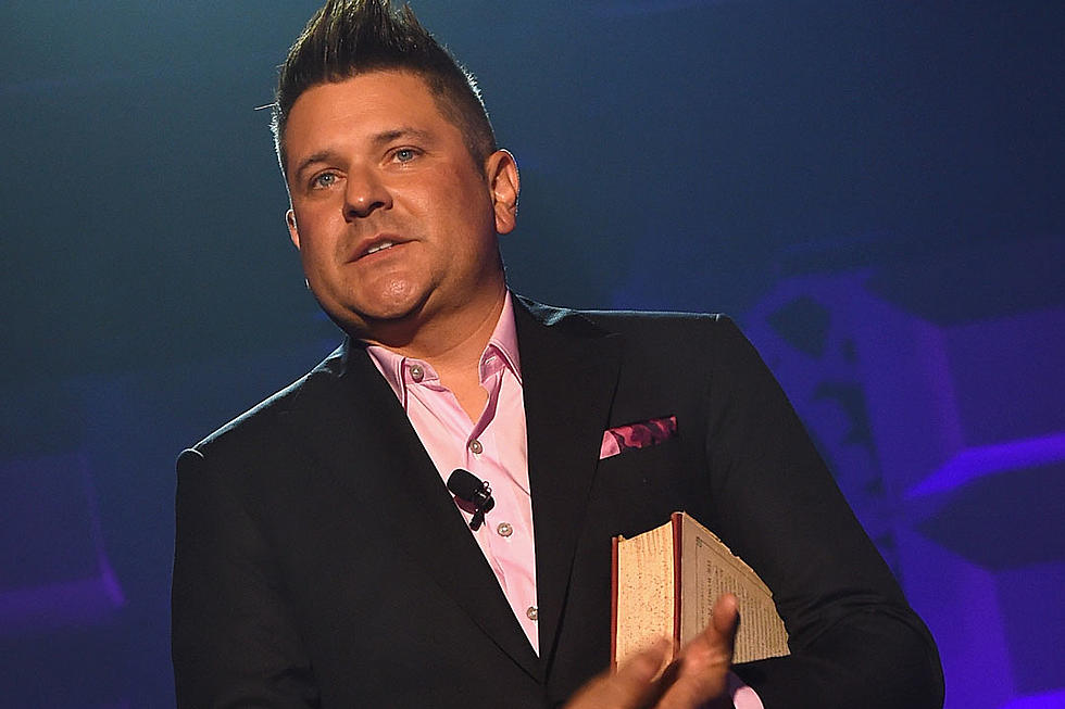Jay DeMarcus’ New Solo Song ‘Music Man’ Is for His Father [Listen]