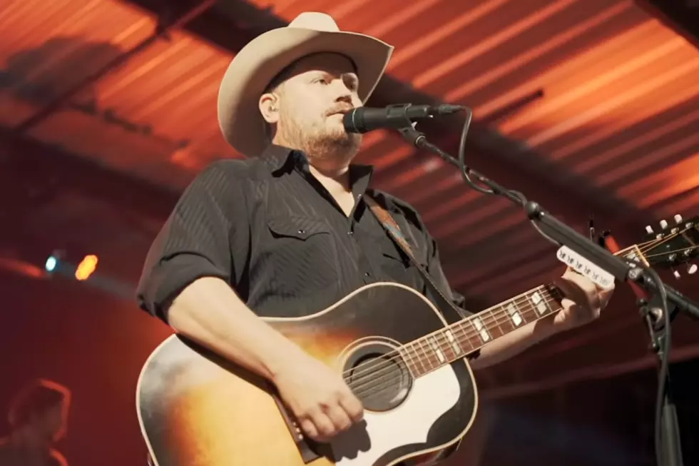 Randy Rogers Debut 'Crazy People' Music Video