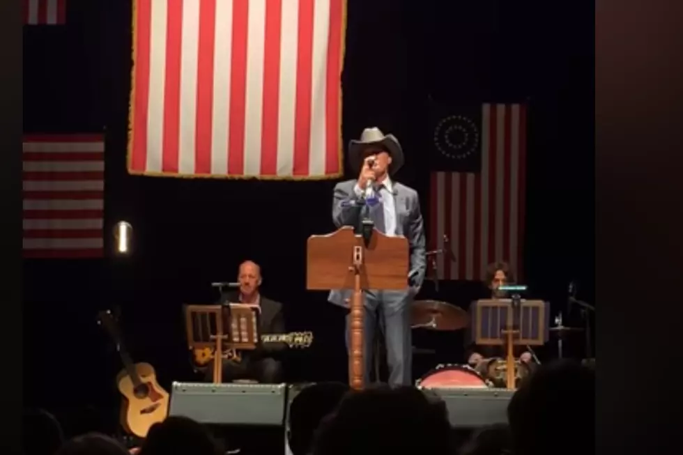 Tim McGraw Blesses Book Tour Attendees With &#8216;God Bless the USA&#8217; Cover [Watch]