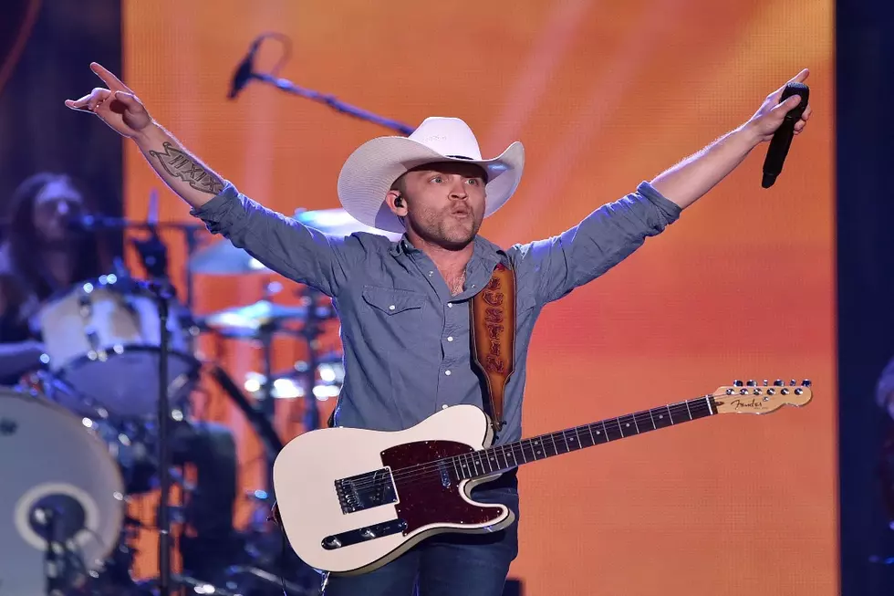 Justin Moore’s ‘The Ones That Didn’t Make It Back Home’ Becomes His Eighth No. 1 Single