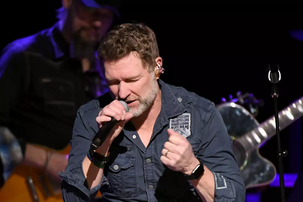 Craig Morgan Says Late Son ‘Gives Me Little Signs All the Time’