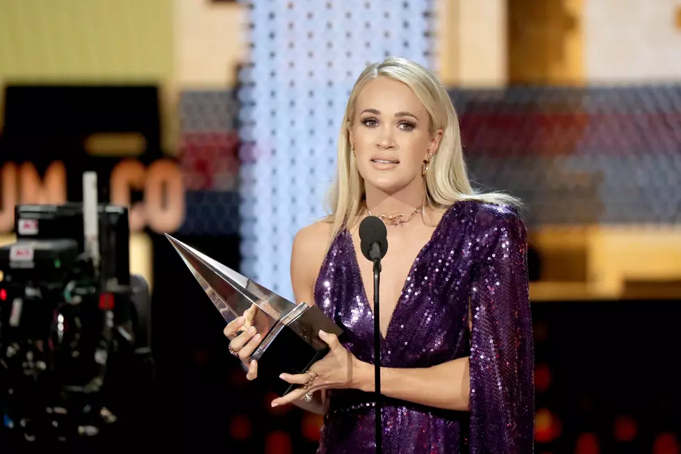 Carrie Underwood Tears Up Accepting Double 2019 American Music Awards Wins