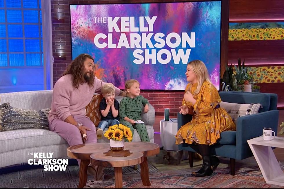 Kelly Clarkson’s Kids Have Some Serious Questions for ‘Aquaman’ Star Jason Momoa