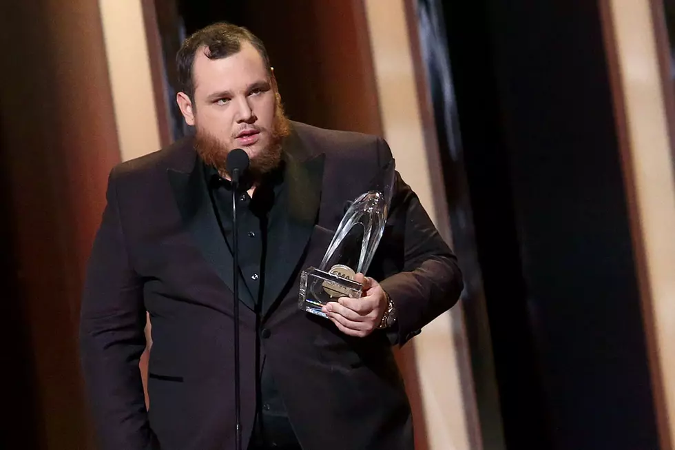 Luke Combs Named Male Vocalist of the Year at 2019 CMA Awards