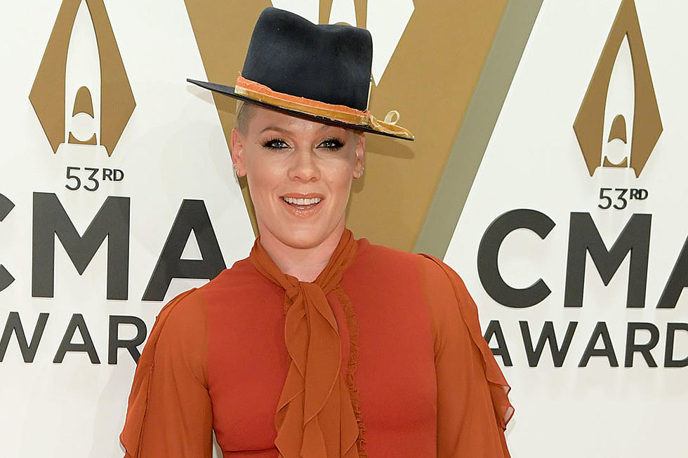See Who Was the Worst Dressed at the 2019 CMA Awards [Pictures]