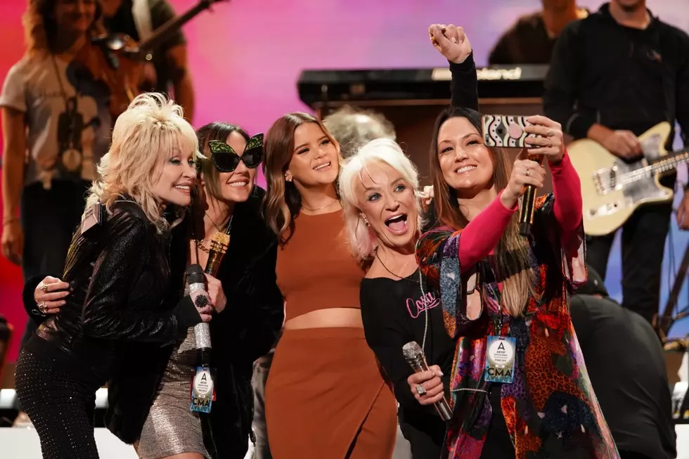 Go Behind the Scenes at the 2019 CMA Awards Rehearsals [Pictures]