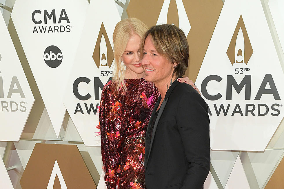 Keith Urban, Nicole Kidman Dazzle on the 2019 CMA Red Carpet [Pictures]