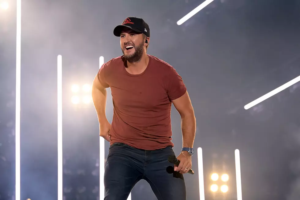 Country Girls (and Boys) Get Ready to Shake it Because Luke Bryan is Coming to NH This Summer