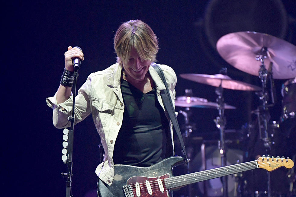 Keith Urban’s Quarantine Hair Is Out of Control
