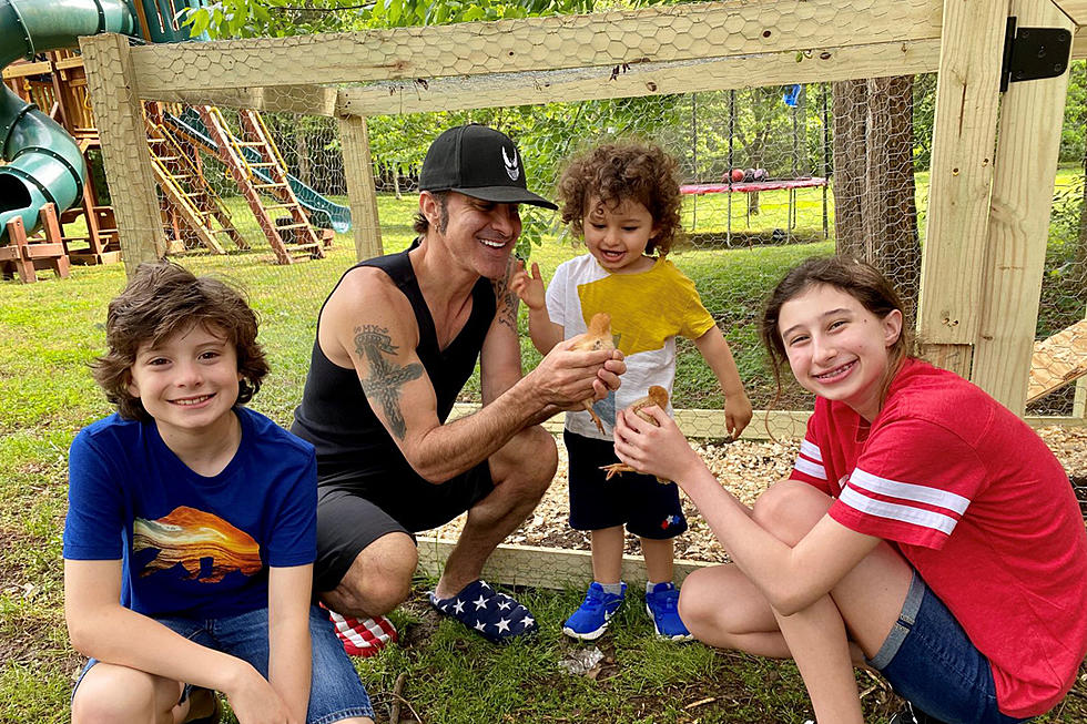 Scott Stapp Is ‘Cooped Up’ With His Family + New Chickens During Quarantine, and Making the Most of It