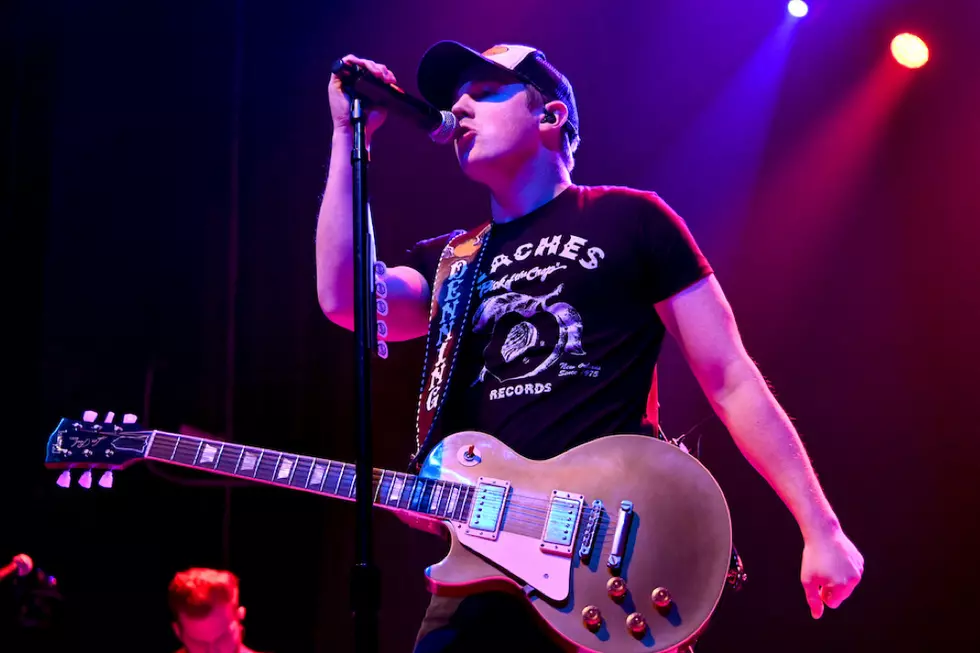 Travis Denning Is Keeping Busy With Beer and Odd Jobs 