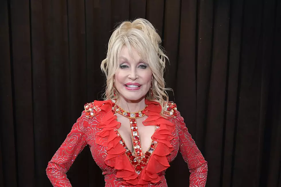 Petition Calls for Dolly Parton Statues to Replace Confederate Monuments in Tennessee