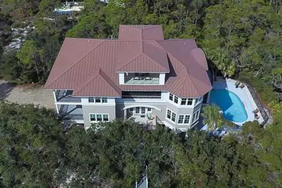 Jason Aldean Is Selling His Spectacular $2.95 Million Beach House – See Inside [Pictures]