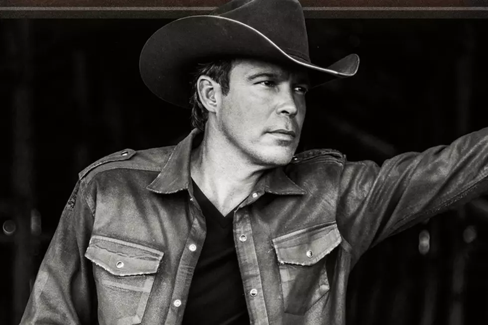Clay Walker’s Progressive ‘Need a Bar Sometimes’ Stretches His Comfort Zone [Listen]