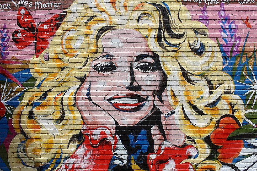 Dolly Parton’s Support of Black Lives Matter Celebrated With New East Nashville Mural [Pictures]