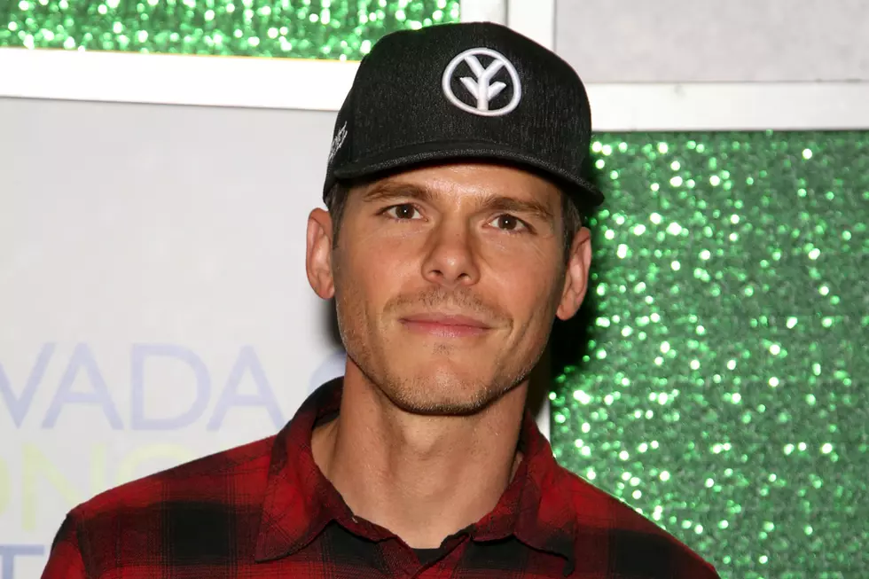 Granger Smith Surprises His Kids With a Really Adorable Puppy [Pictures]