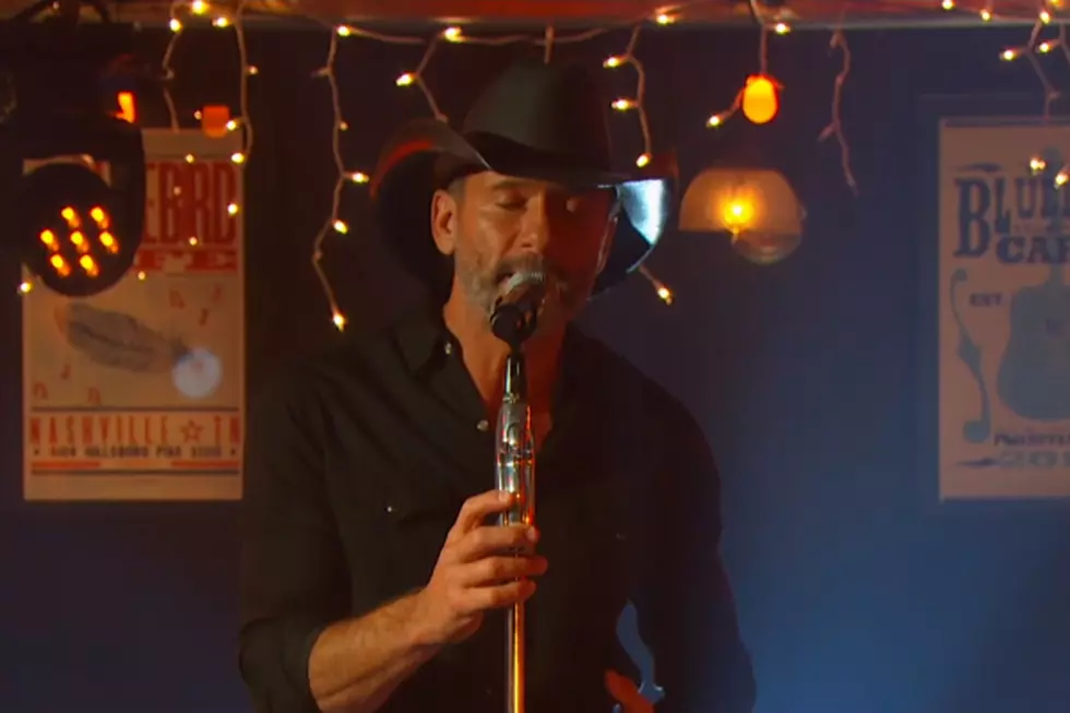 Tim McGraw Highlights 2020 ACM Awards With Powerful ‘I Called Mama’ [Watch]