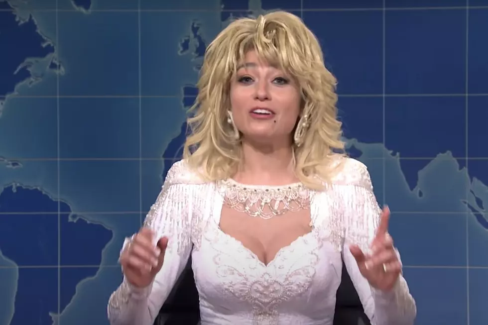Dolly Parton Gets the ‘Saturday Night Live’ Treatment in Hilarious ‘Weekend Update’ Skit [Watch]