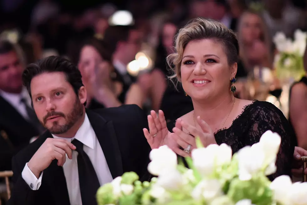 Kelly Clarkson’s Estranged Husband Brandon Blackstock Denies Defrauding Her Amid Divorce