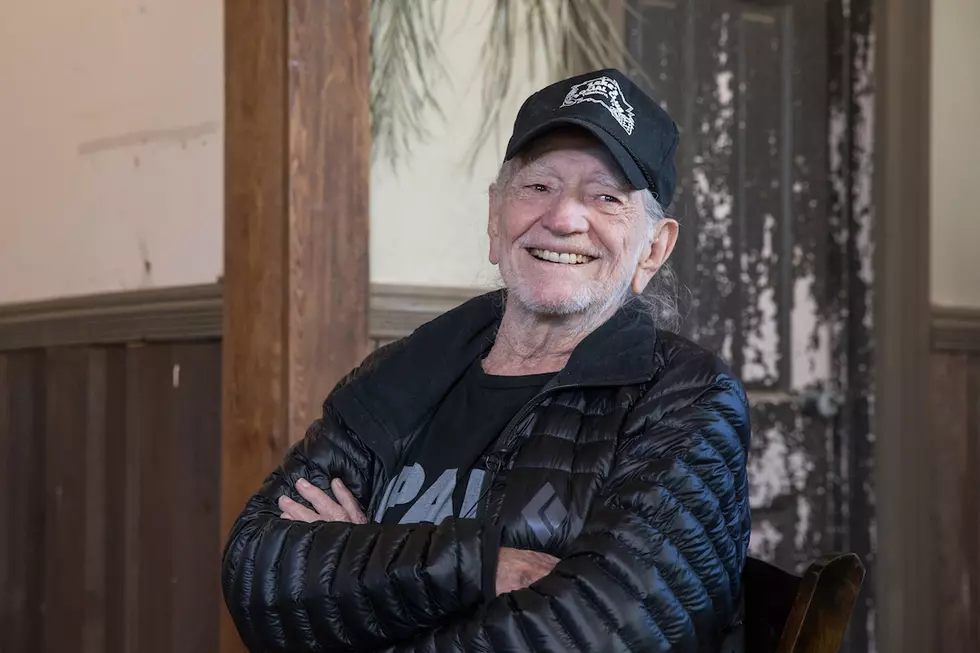 Willie Nelson's First Performance Didn't Go All That Well