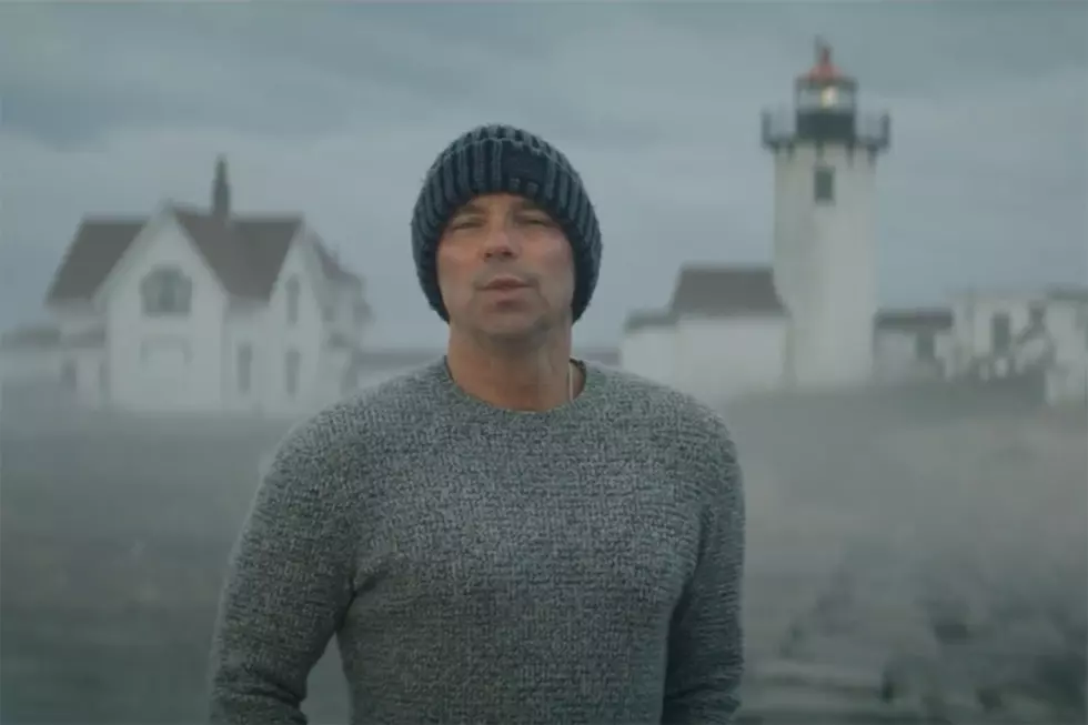 WATCH: Kenny Chesney's 'Knowing You' Music Video