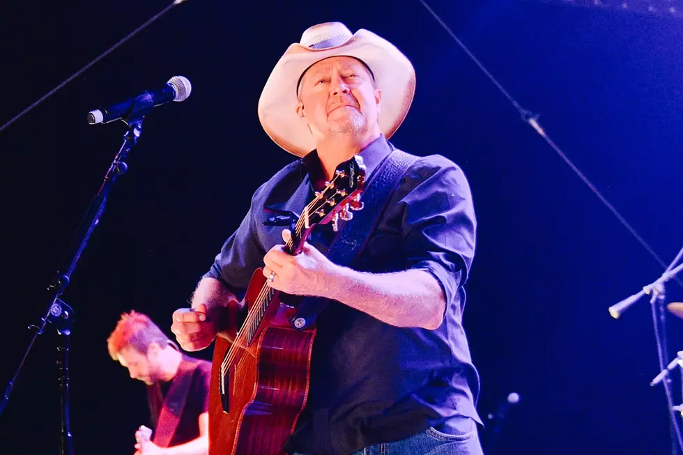 Tracy Lawrence’s ‘Lonely 101′ Brings the Cold Hard Truth [Listen]