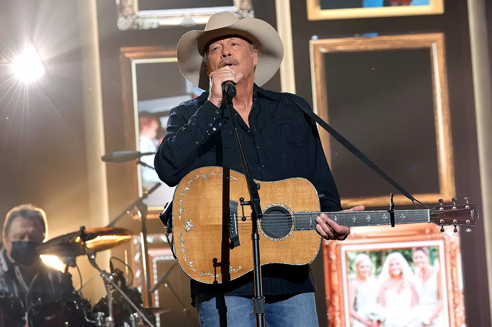 Alan Jackson’s Tornado Benefit Concert Will Be Live Streamed for Free