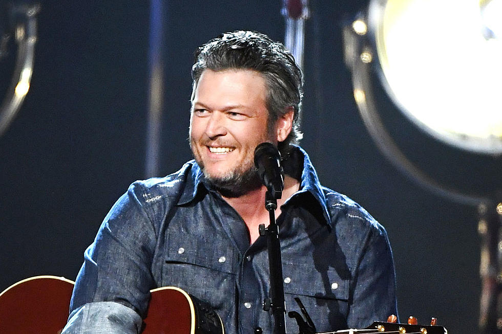 Blake Shelton Shares Why He Flushed a Bag of Weed at a McDonald’s in Alabama