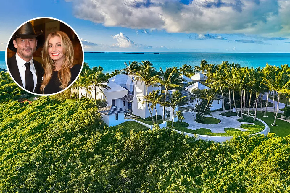 Look Inside Your Favorite Country Stars’ Most Spectacular Beach Houses [Pictures]