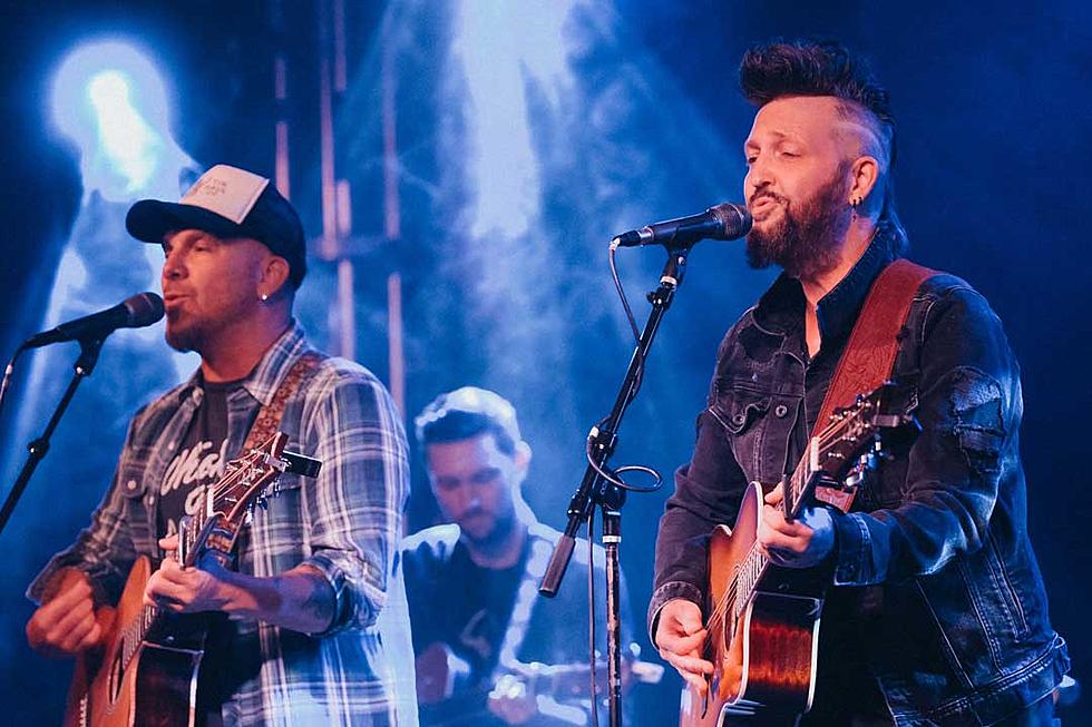 LoCash Wrote + Recorded New Song ‘Beach Boys’ With the Actual Beach Boys