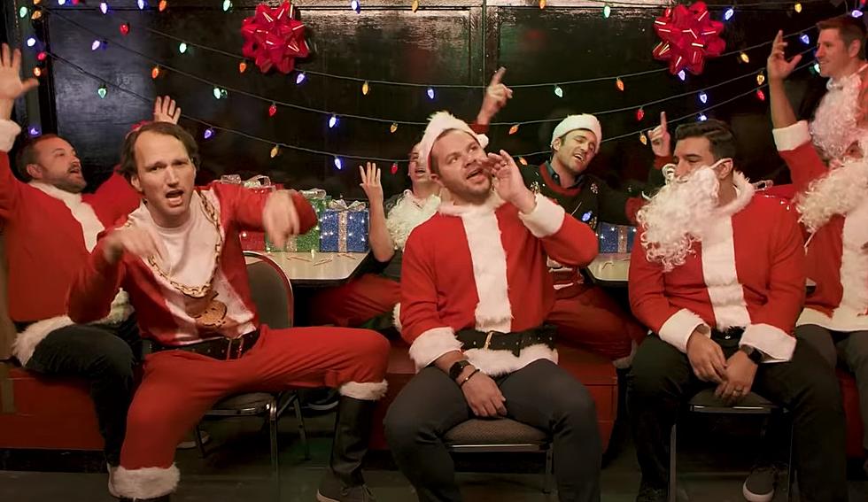 Walker Hayes’ ‘Fancy Like’ Gets Christmas Parody From Straight No Chaser [Watch]