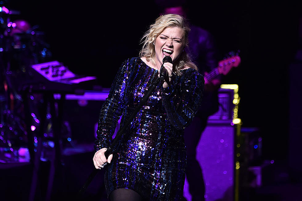 Kelly Clarkson Sets 10-Date ‘Chemistry’ Engagement in Las Vegas