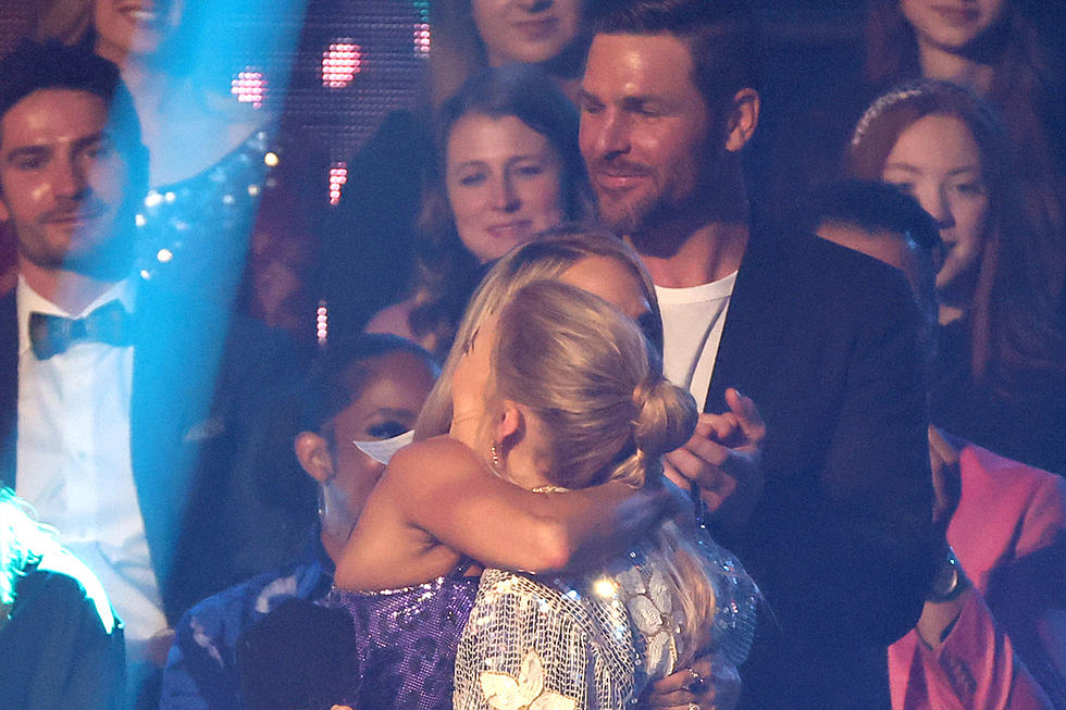 Carrie Underwood’s Husband Mike Fisher Did the Sweetest Thing for Maddie Font at the CMT Awards