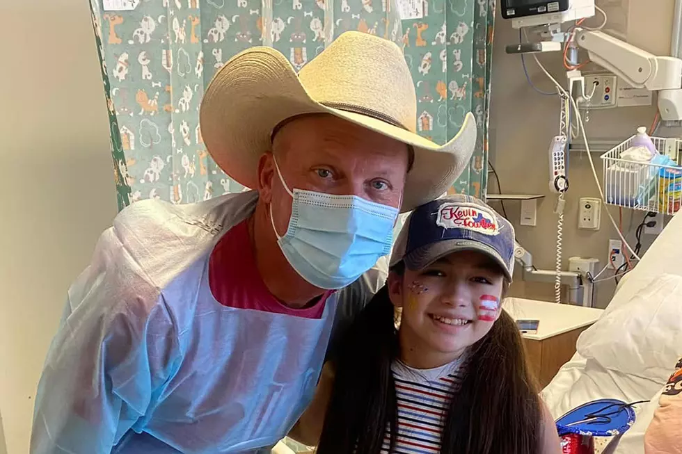 Kevin Fowler Visits 10-Year-Old Fan Who Survived Uvalde School Shooting