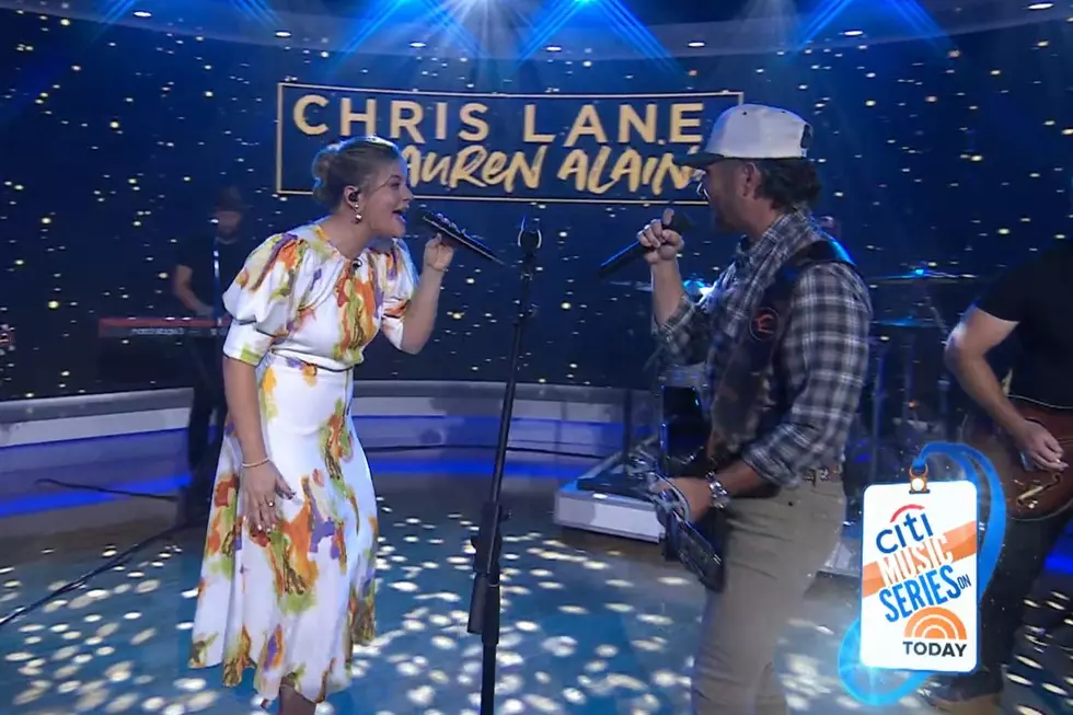 Lauren Alaina, Chris Lane Sing Twinkling ‘Dancin’ in the Moonlight’ on ‘Today’ Show [Watch]