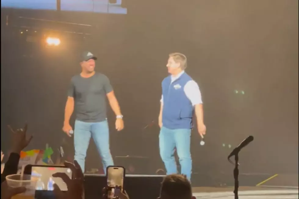 Luke Bryan Invites Governor Ron DeSantis to the Stage at a Florida Show [Watch]