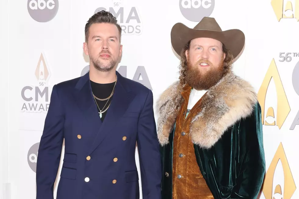 Brothers Osborne Collect Vocal Duo of the Year Trophy at CMAs