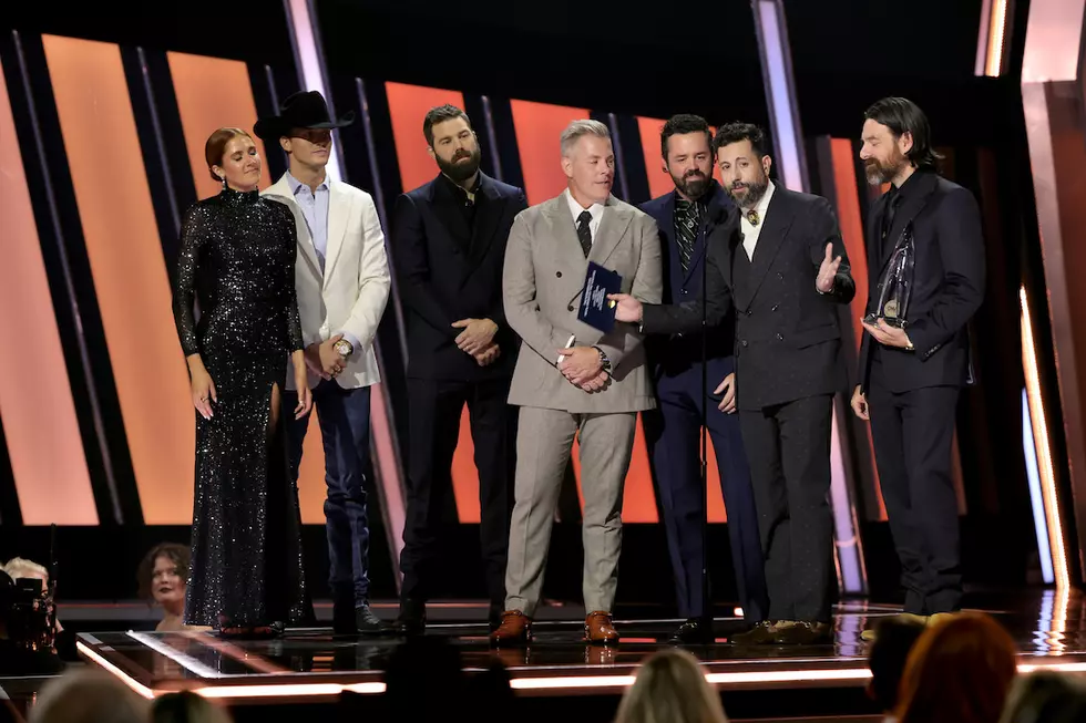Old Dominion Named Vocal Group of the Year at the 2022 CMA Awards