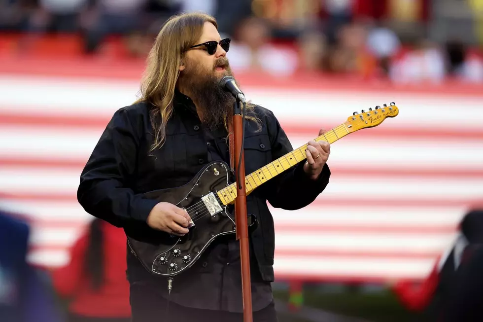 Proof That Chris Stapleton’s National Anthem Had Everyone in Tears