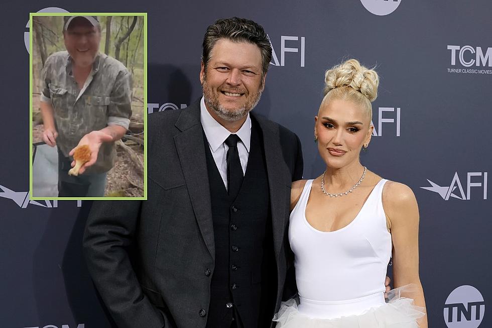 Blake Shelton and Gwen Stefani Forage for Mushrooms Together for a Feast [Watch]